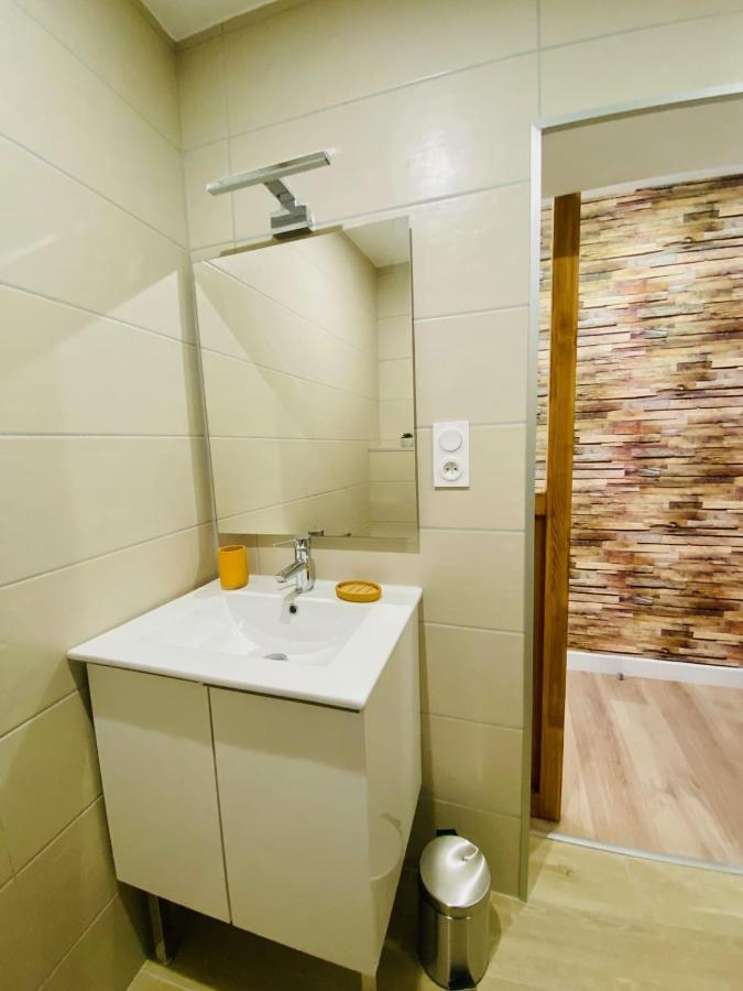 Appartement L'Escale Cevenole - Terrasse Et Clim à Nîmes Extérieur photo